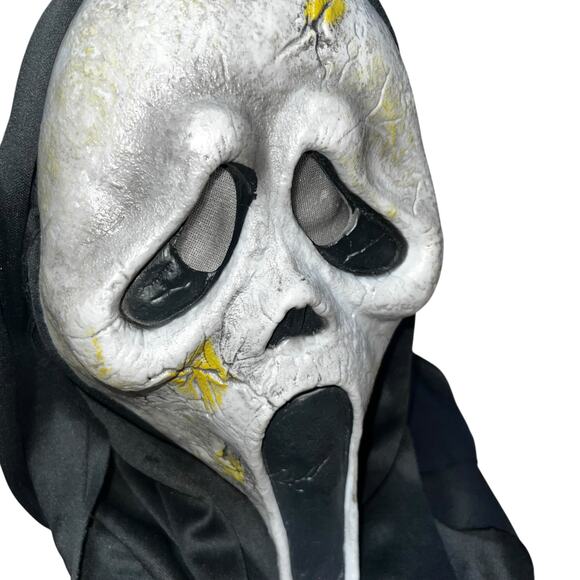 2013 Scream Mask Ghost Face Zombie  Mask Fun World  Halloween Mask - Picture 2 of 9